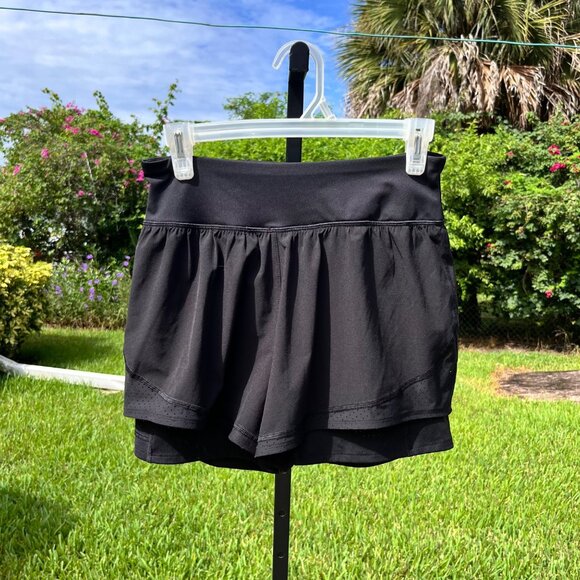 SPANX Get Moving Booty Boost Double Layer Shorts Black Size M - Picture 1 of 9